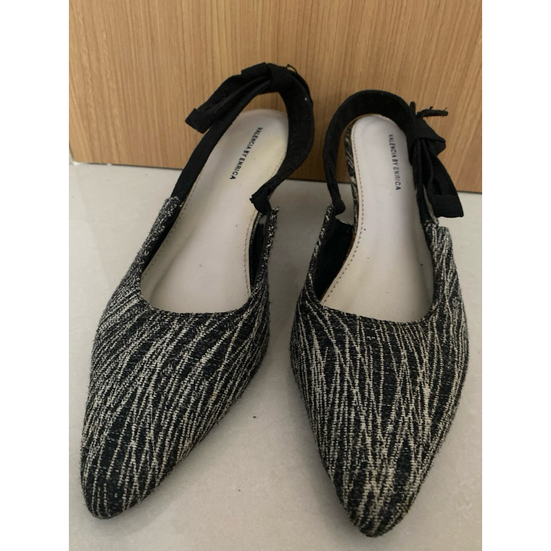 Preloved Valencia By Enrica Size 38