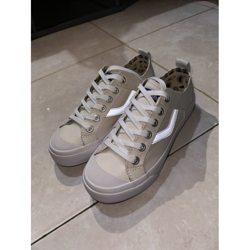 Ventela Reborn Reflective White