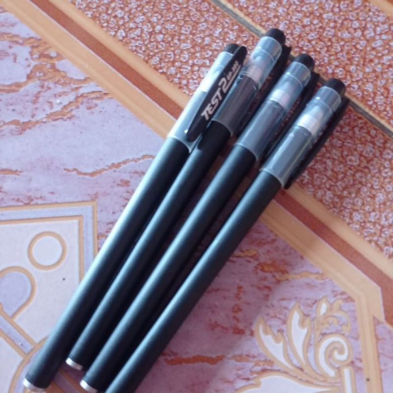 

Pen hitam