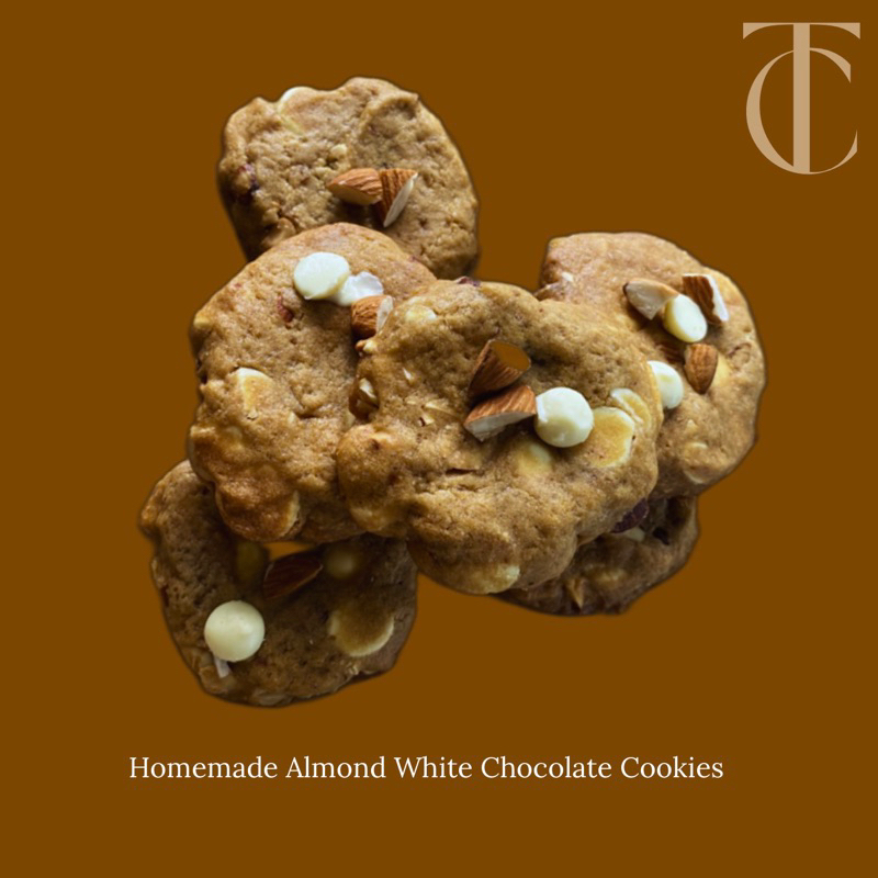 

Almond & White Chocolate Cookies (1 Jar)