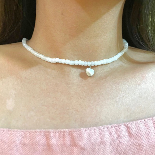 Beads Necklace / White Heart Necklace