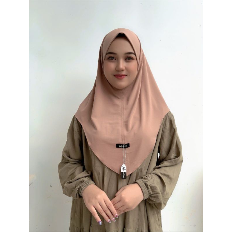 alwira Yumna jilbab non pet