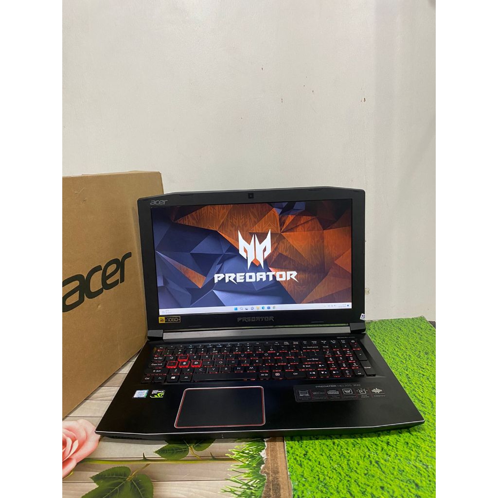 Acer Predator Helios 300 Core i7-7700HQ 16GB/256+1TB GTX 1060 (6GB)