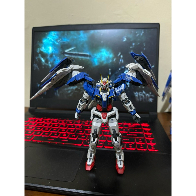 bandai  rg 00 raiser gundam