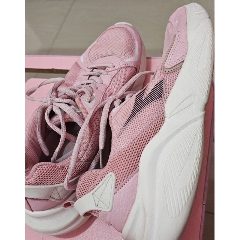 PRELOVED - Diadora sneakers sepatu wanita pink