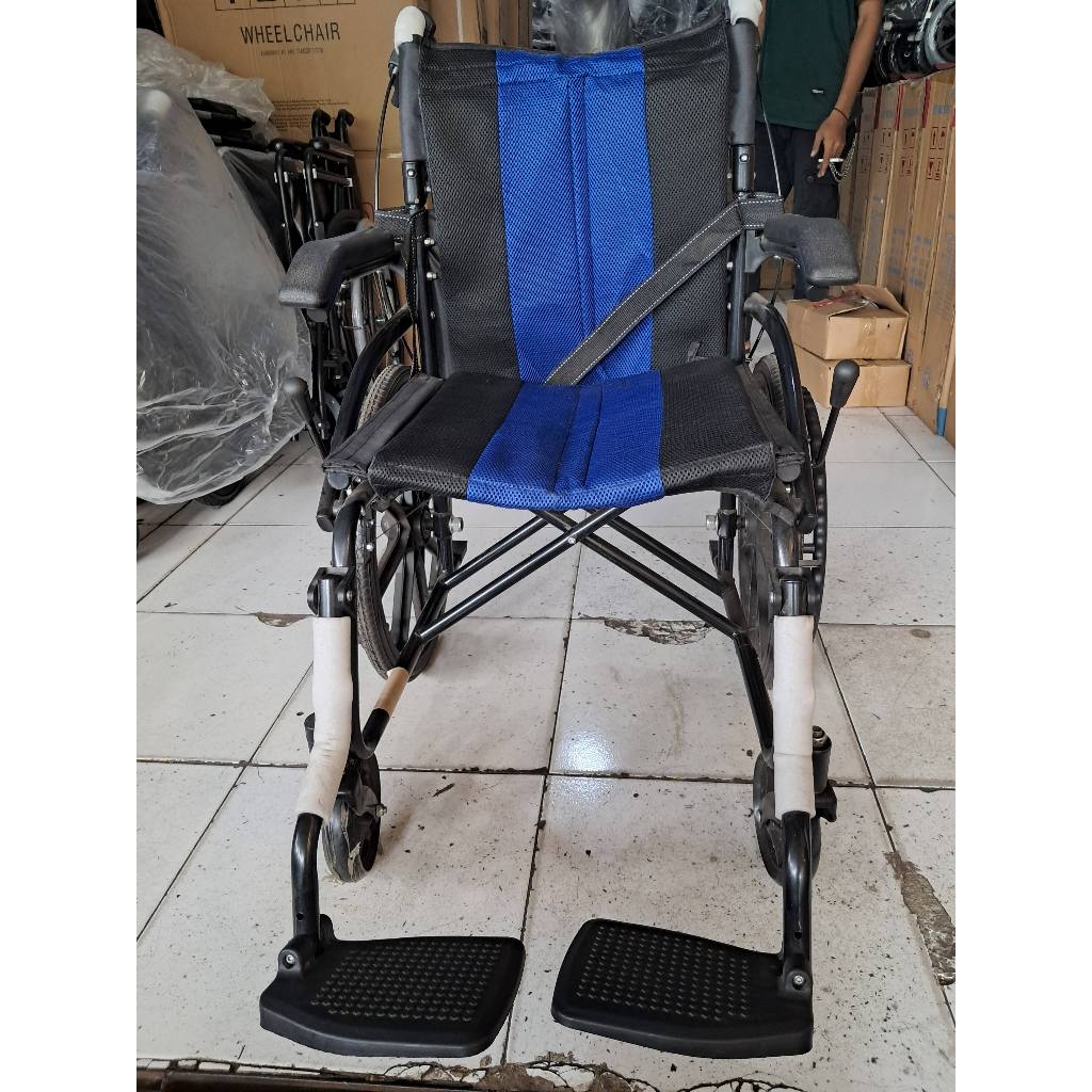 Kursi roda comfy/Kursi roda semi travel/Kursi roda Lipat travel fleksibel