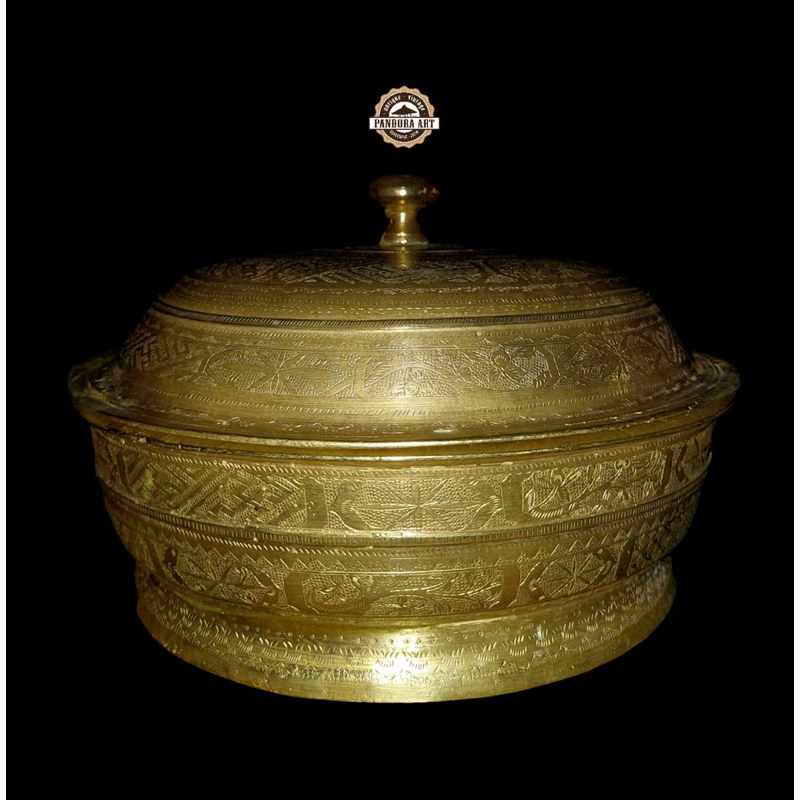 Bokor tutup / abun kuningan UKIR kuno PALEMBANG / BANJAR ( Bt - 1 )