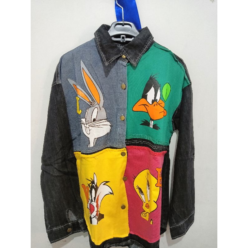 Kemeja denim Loney Tunes