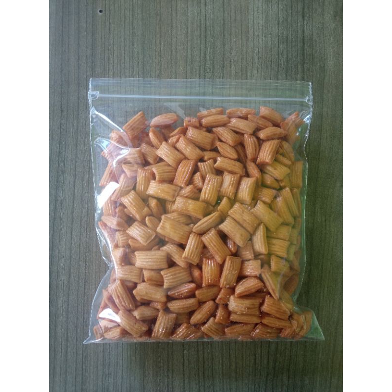 

Derawul Snack - SNACK CEMILAN KUE PANGPANG MANIS/KUE BANTAL 250GR