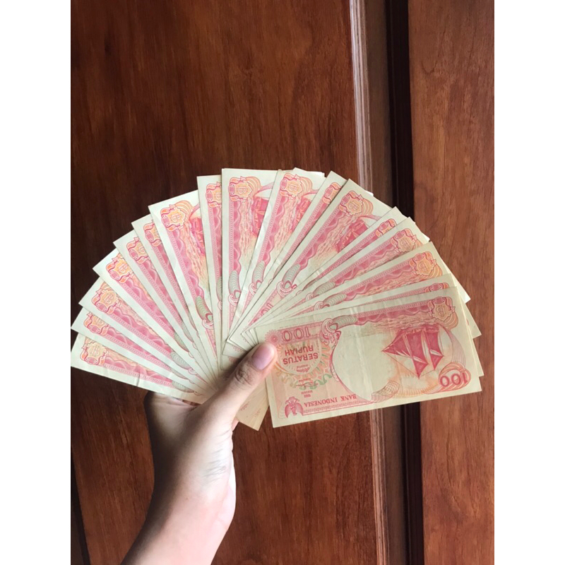 Uang Kertas 100 Rupiah