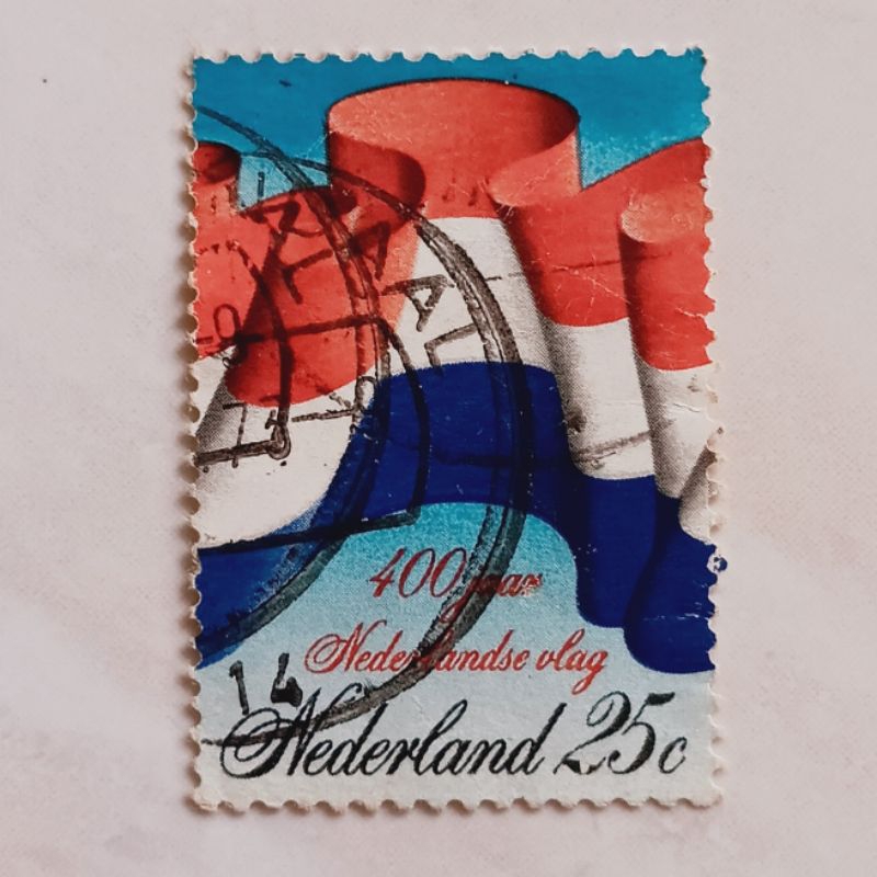 

(AA) Perangko Belanda 1972 400th Anniversary of the Dutch Flag - Netherlands Flag 25 cent Used