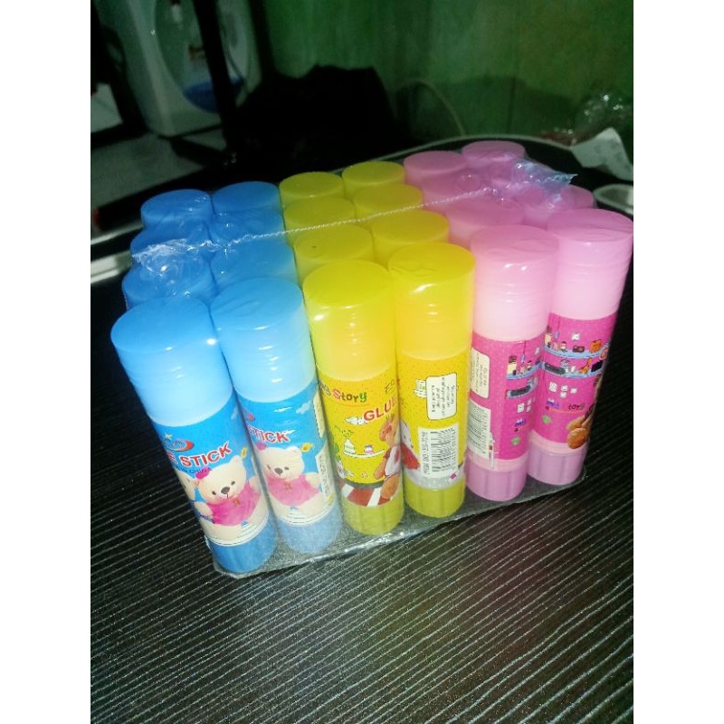 

LEM STIK KECIL/GLU STUC FANCY/LEM MURAH FANCY/LEM KERTAS (ISI 24 PCS)