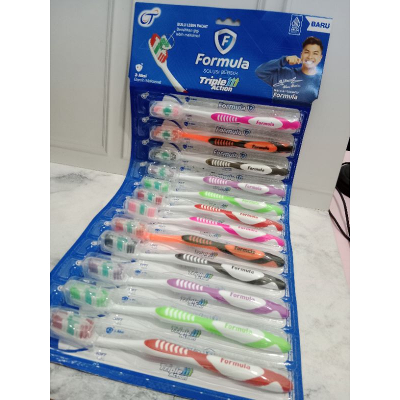 1 RENTENG SIKAT GIGI FORMULA TRIPLE ACTION