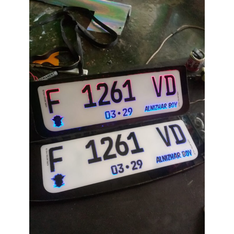 Plat Nomor Mobil Nyala Full Body