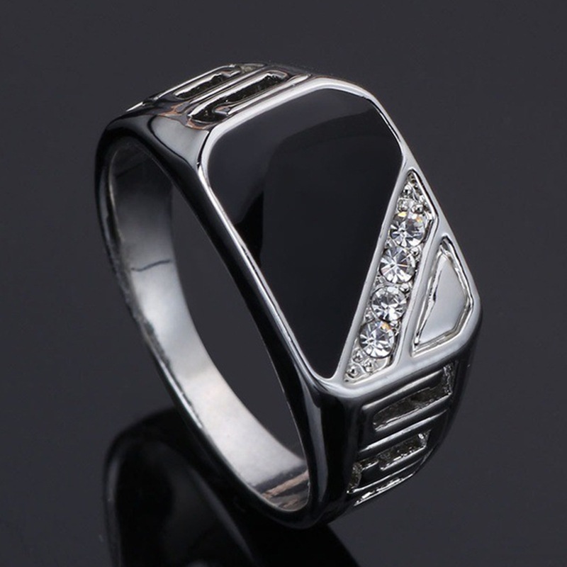 Cincin Kotak Batu Hitam Variasi Diamond / Cincin Pria Persegi Panjang Mata Putih Mewah Elegan / Sign