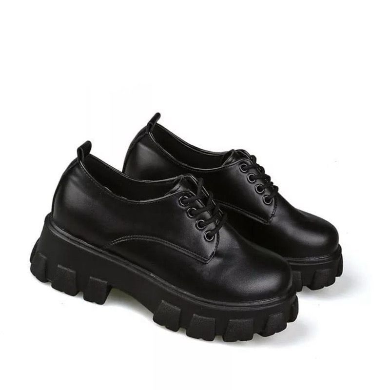 TERBARU SEPATU DOCMART BOOTS POLOS WANITA HITAM GLOSSI DOFF BER TALI