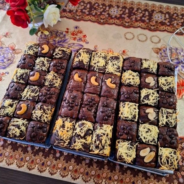 

Fudgybrownies/uk20x10