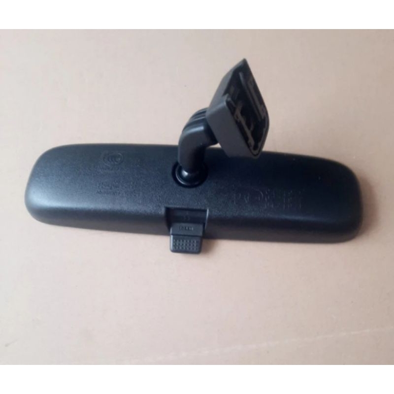 kaca spion Tengah Mitsubishi Stradatriton Outlander Delica Xpander