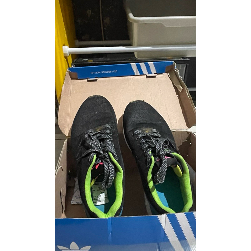 Preloved Sepatu Pria Adidas ZX Flux Original