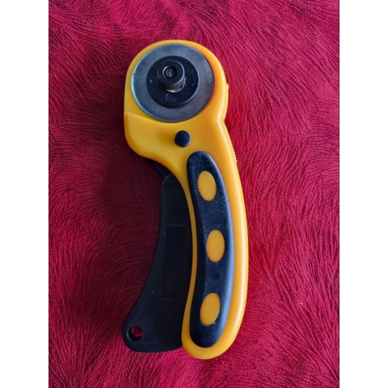 

Rotary cutter 45mm / Pisau putar pemotong kain