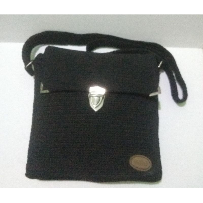 [Preloved] Tas Slempang Rajut untuk Pria Tas Kerja Hitam