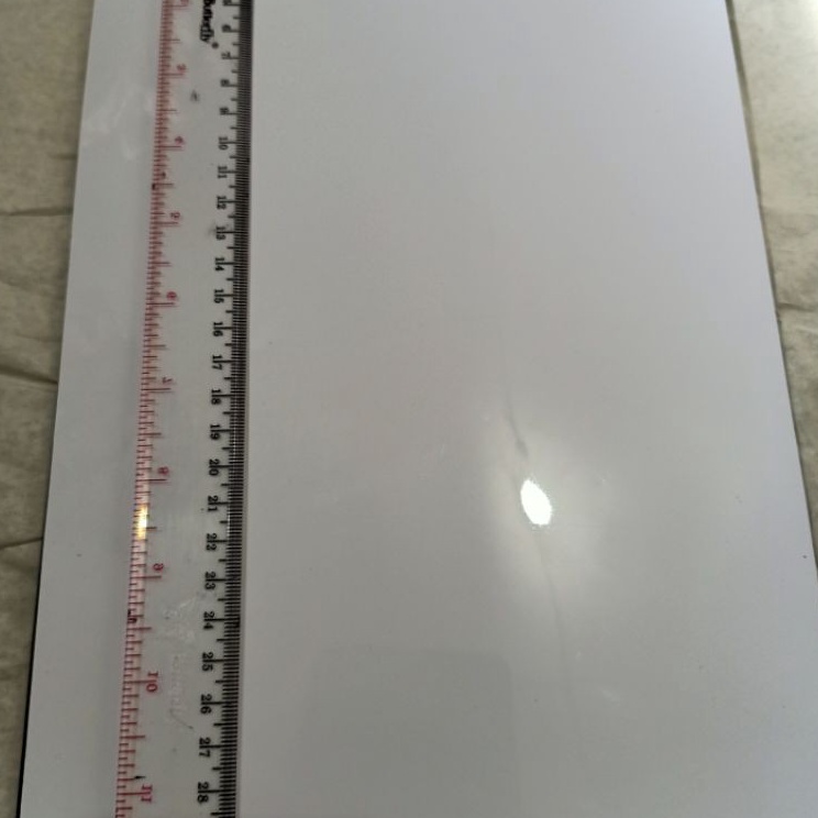 

Gaya Magnet Sheet White Board Glossy 3x2cm Tebal 7mm