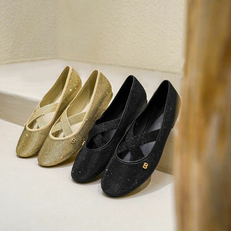 Arianna Shoes Buttonscarves