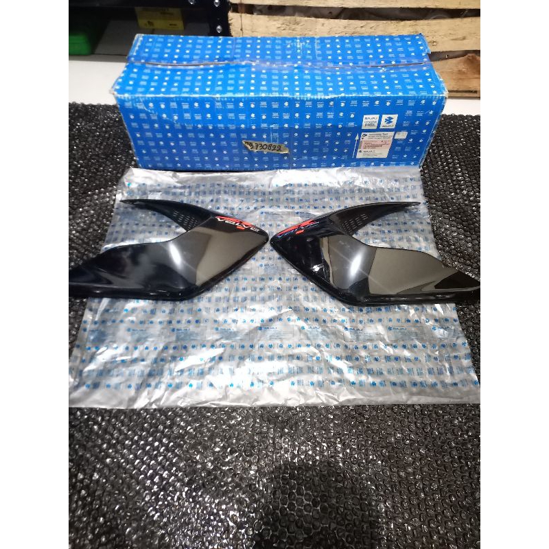 COVER SAYAP TENGKI PULSAR 135LS ORIGINAL
