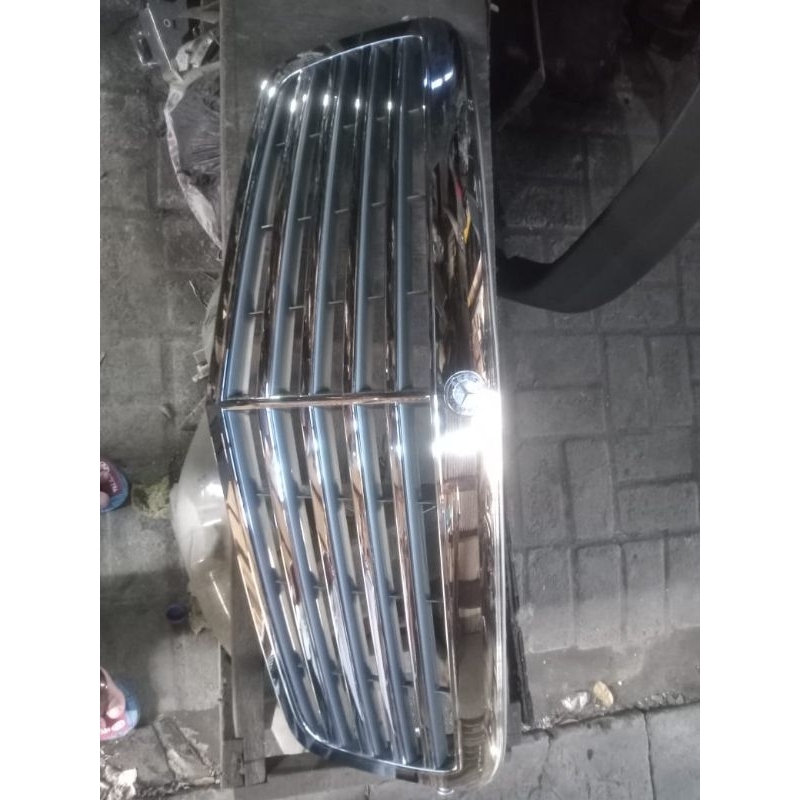 grill Mercedes-Benz w212 A2128800283 2010 2011