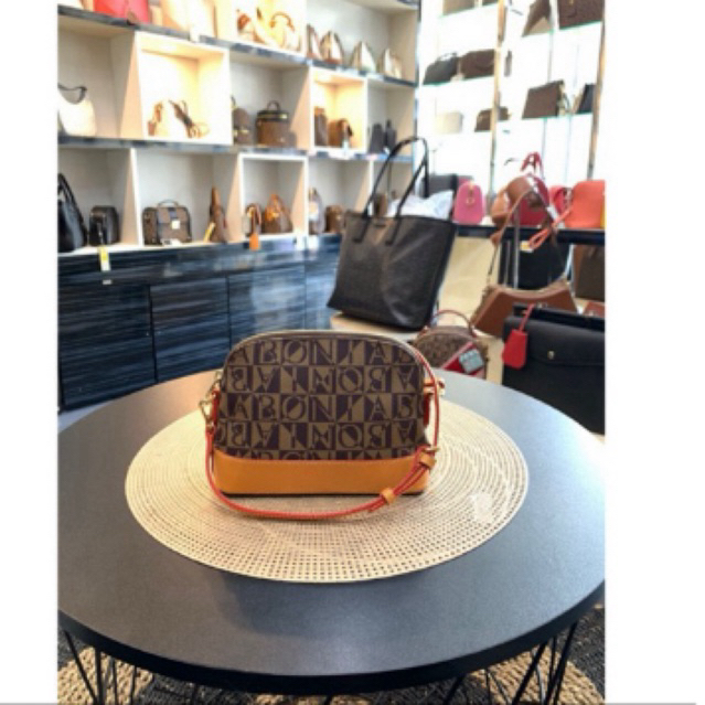 SLING BAG BONIA WANITA HARGA TERMURAH DAN KUALITAS ORIGINAL BARANG BARU BARANG BRANDED