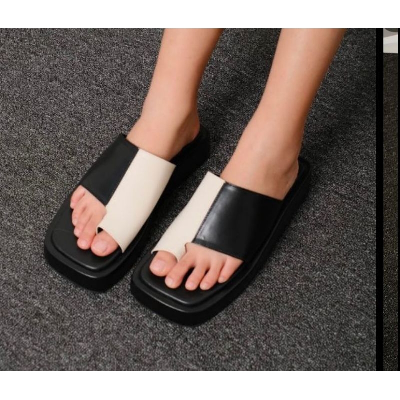 Shumi Collection Sandal Wanita Selop Terbaru WG301