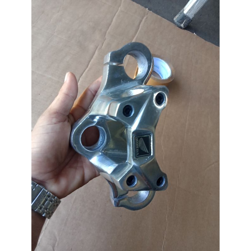 Segitiga T atas CBR LED PNP skok GL/Tiger/MP.