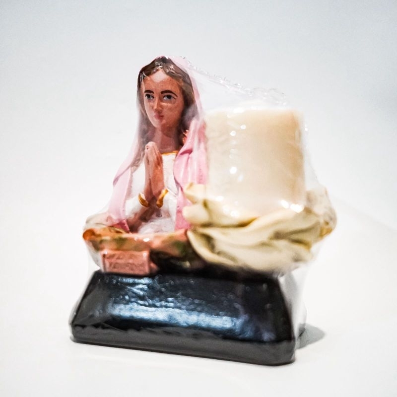 Patung lilin Bunda Maria kecil (PLMK)