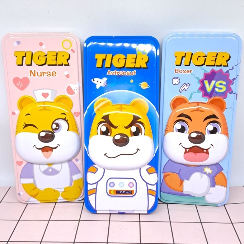 

Kotak Pensil Case Besi 3D Timbul Animal Fancy Tiger Harimau Space, Nurse, Sport Lucu Aesthetic