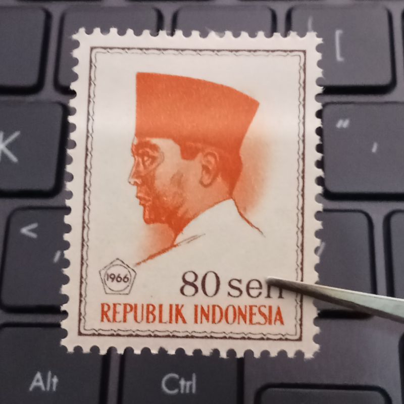 Perangko Kuno Soekarno 80 Sen Mint - Prangko