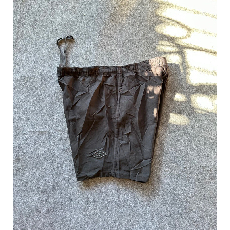 CELANA PENDEK UMBRO SECOND