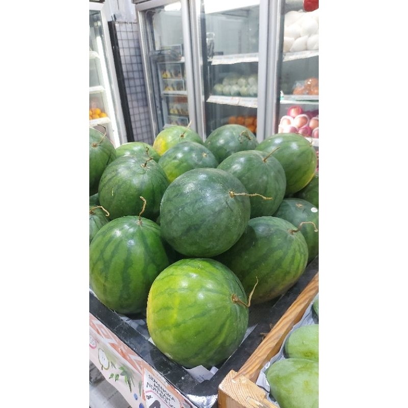 

Semangka Merah Non Biji - 1buah| manis|renyah|buah segar