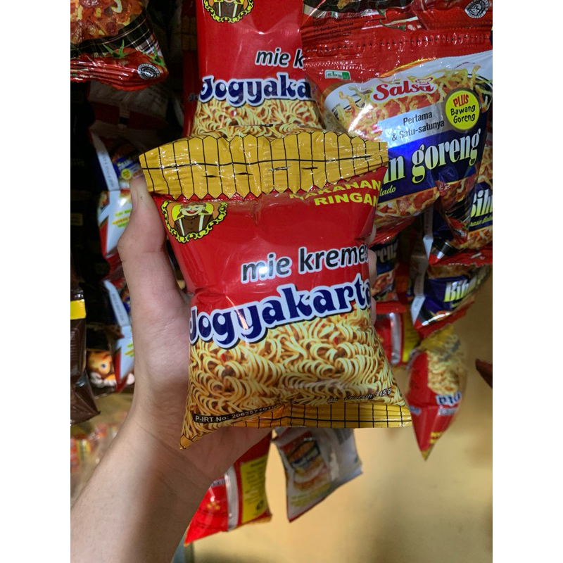

Mie Kremes Jogjakarta