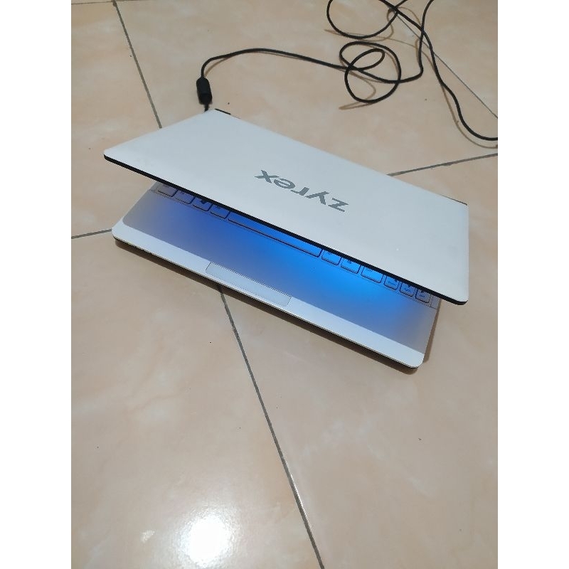 Laptop netbook second 10 inch slim murah mulus normal SIAP PAKAI & zoom garansi windows 10