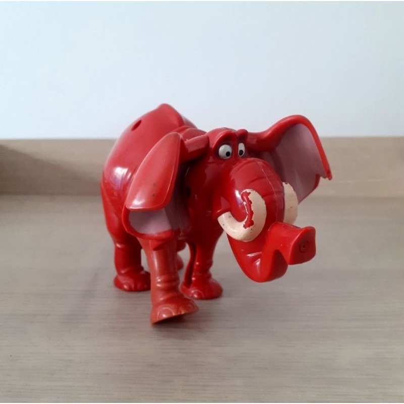 mainan figureTantor (Tarzan)