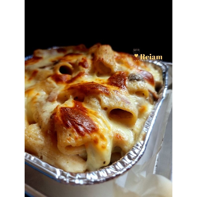 

Baked Creamy Mushroom Rigatoni