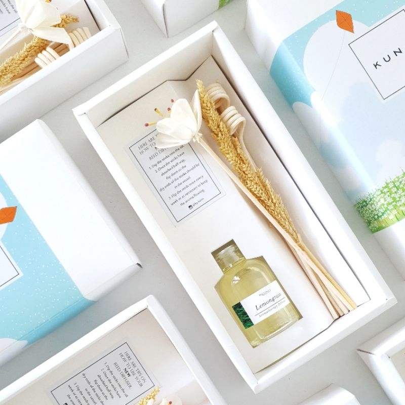 Wood Flower Reed Diffuser / Pengharum Ruangan Aromaterapi / Hadiah Souvenir