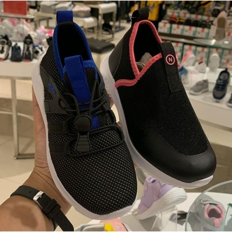 SEPATU SLIP ON SNEAKERS ANAK NEVADA
