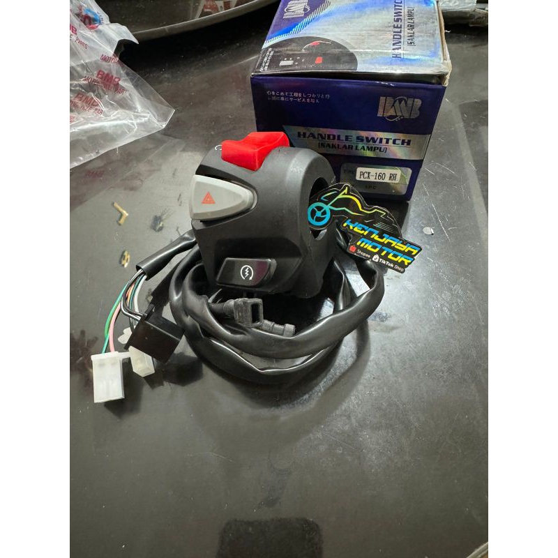 SAKLAR LAMPU KANAN PCX 160 RH HIGH QUALITY