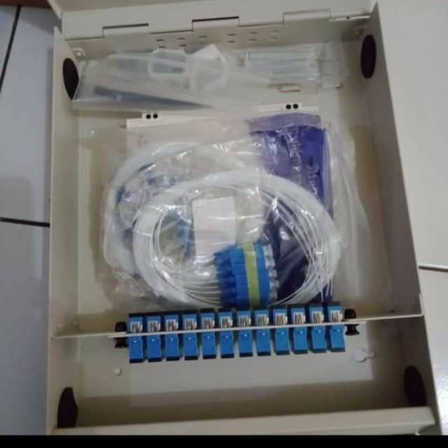 OTB 12core  SC-UPC Wallmount Litech