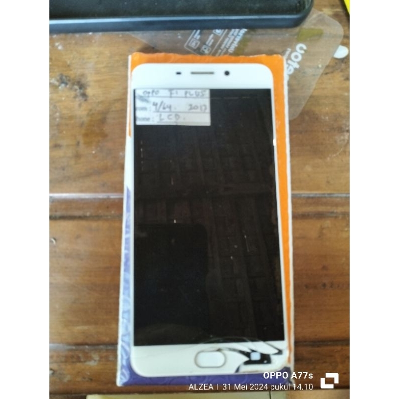 Oppo f1 plus 4/64 2017 tinggal naik LCD