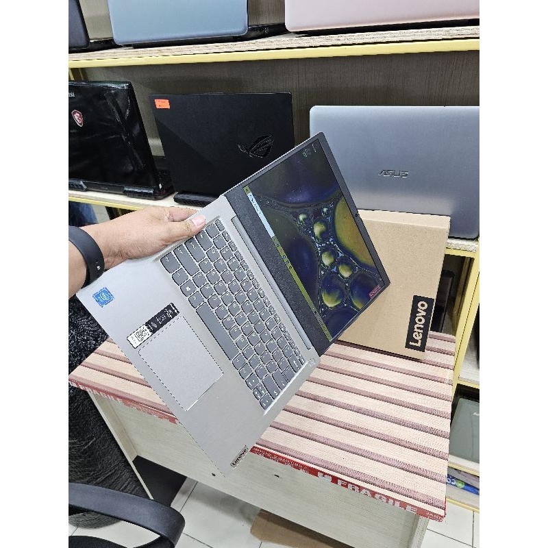 LAPTOP LEPTOP LENOVO IDEAPAD RAM 8GB SSD 256GB INTEL CELERON N4020 GENERASI BARU SUPER SLIM/TIPIS WI