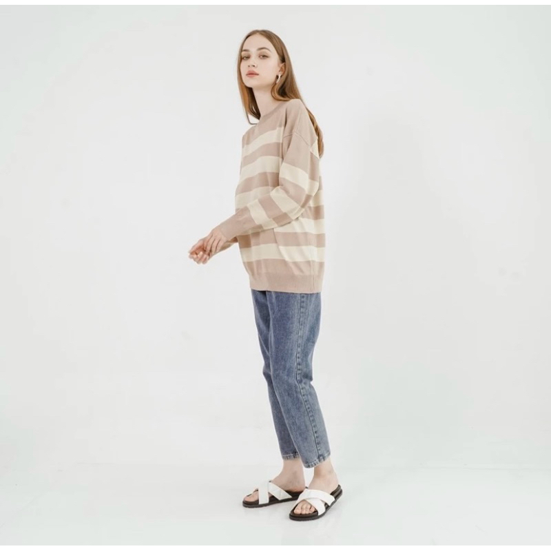 Preloved This Is April Outer Wanita Edith Sweater Brown