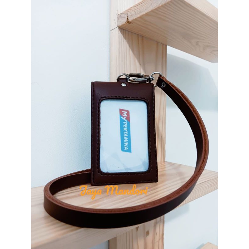 

Name Tag.Kulit.dua.Muka.Nametag.magnet.Id.Card.Holder.koper.plus.tali.gantungan.termurah