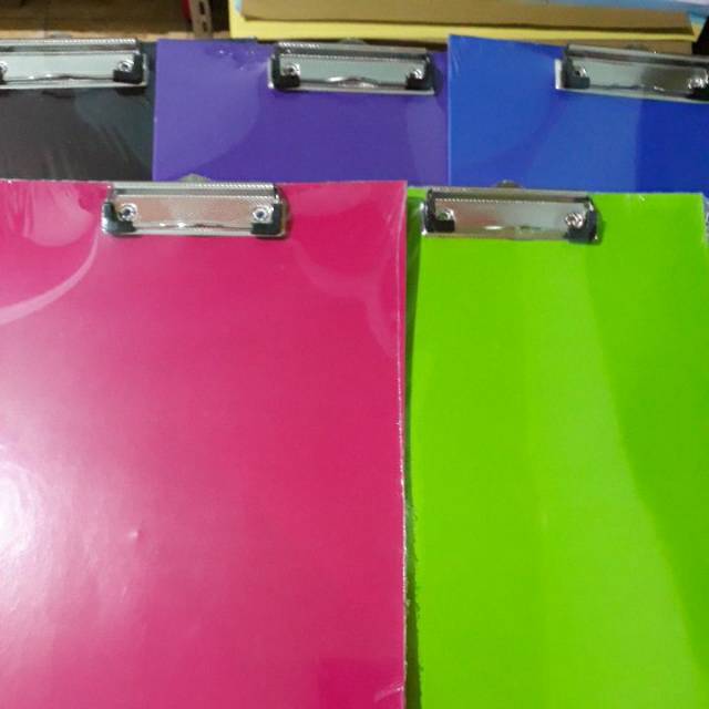 

PAPAN DADA / CLIPBOARD / CLIP BOARD POLOS WARNA